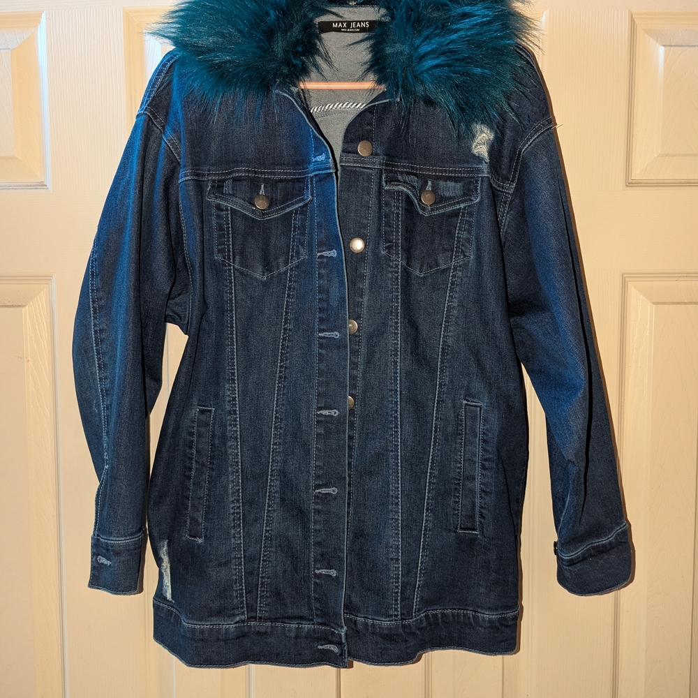Max Jeans Dark Blue Denim Jacket with Teal Faux Fur Collar